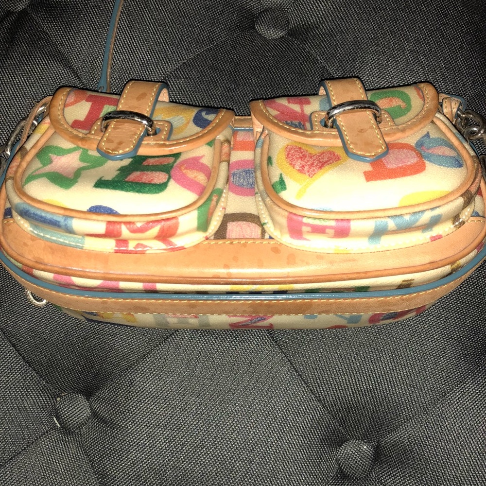 D&B small shoulder bag.